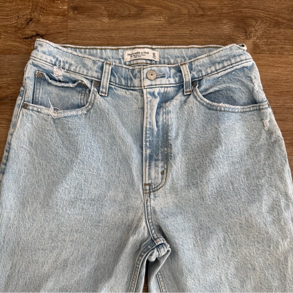 Abercrombie & Fitch Light Blue Straight Leg Jeans - Picture 3 of 6